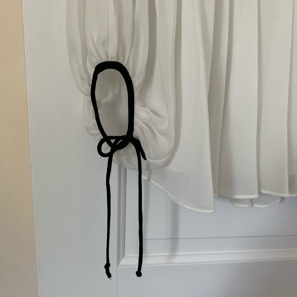 Feminine top - Picture 2 of 4